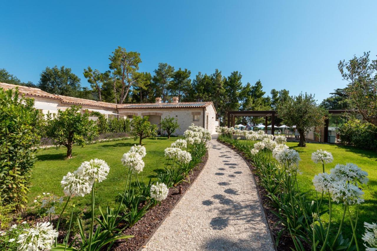 San Michele Relais & Spa سيرولو المظهر الخارجي الصورة