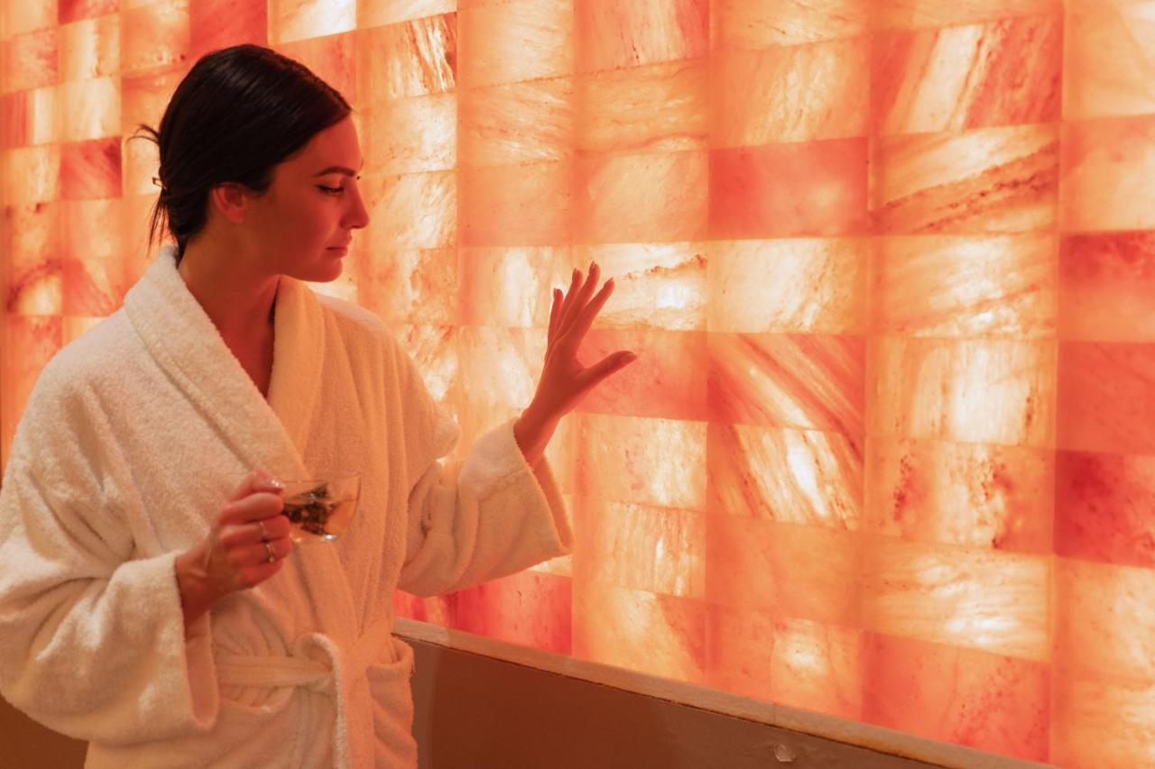 San Michele Relais & Spa سيرولو المظهر الخارجي الصورة